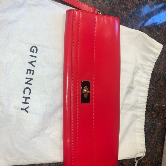 Authentic Givenchy Sharklock clutch (SOLD) - Picture 3 of 7